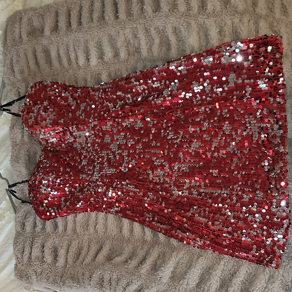 NWT Designer Strapless Little Red Sequin Dress By Alyce Paris💃